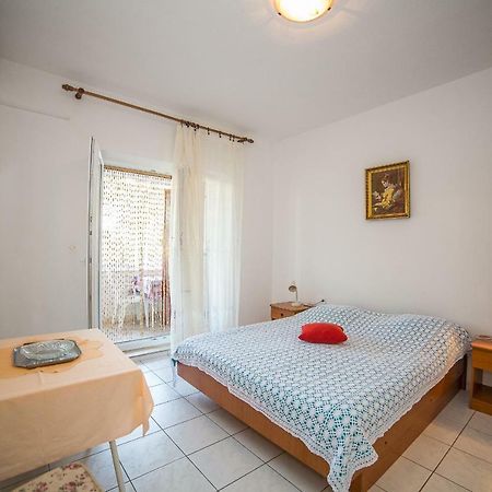 Apartmani Ina Povlja  Exterior foto