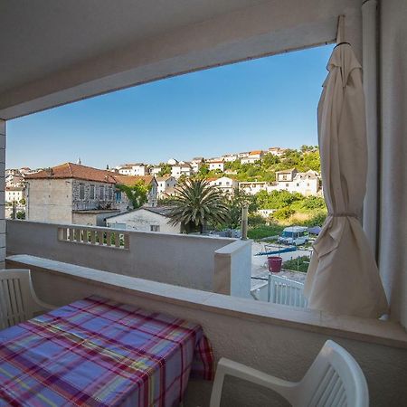Apartmani Ina Povlja  Exterior foto